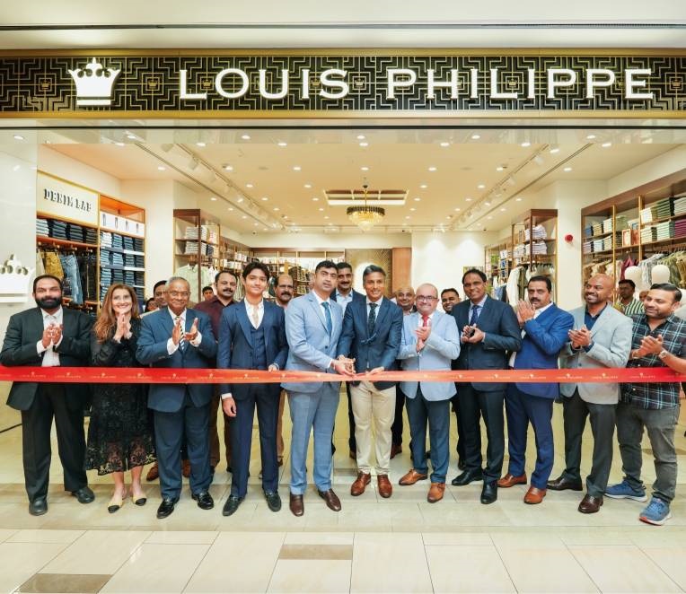 Vishak Kumar, Chief Executive Officer, Aditya Birla Lifestyle Brands Limited and Mr. Mahesh Pattabhiraman, Executive Director, Kalyan Silks at the launch of Louis Philippe's second store in UAE