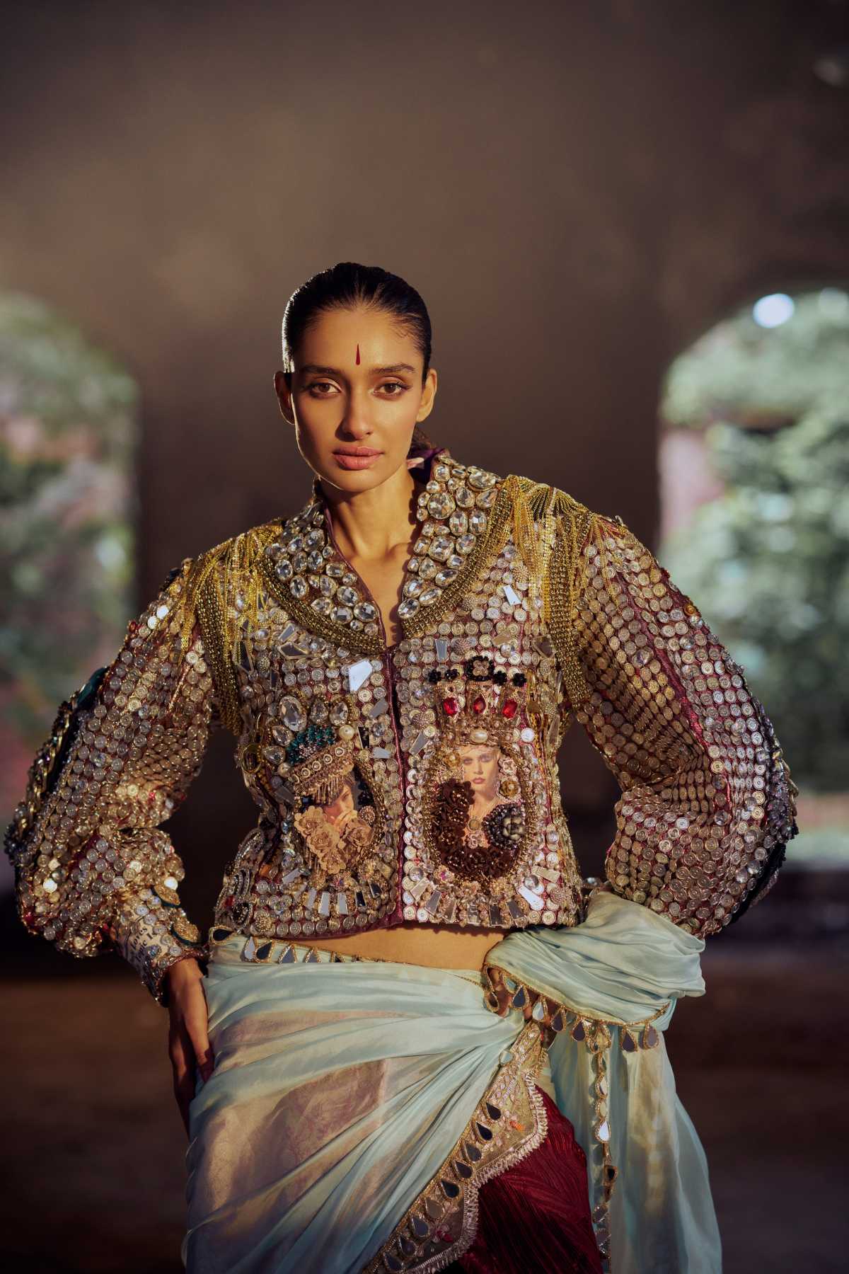 Maheka Mirpuri Unveils 'Modern Maharani'